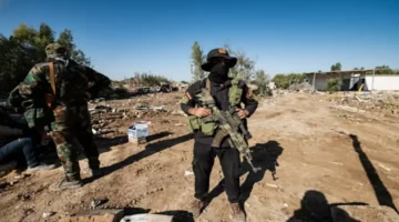 زلزال الأسد يضرب الميليشيات الشيعية ويكشف ضعف قياداتها في مواجهة الكارثة 1